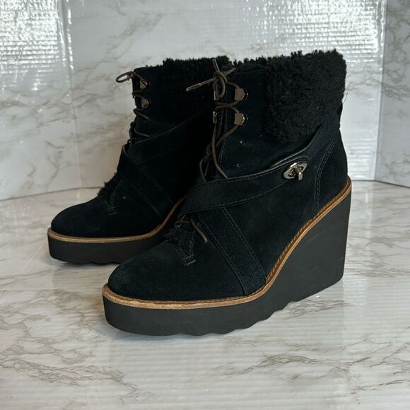 Coach Kenna Wedge Boots Booties Suede Shearling Black Buckle Size 6 B Ankle - Picture 1 of 12